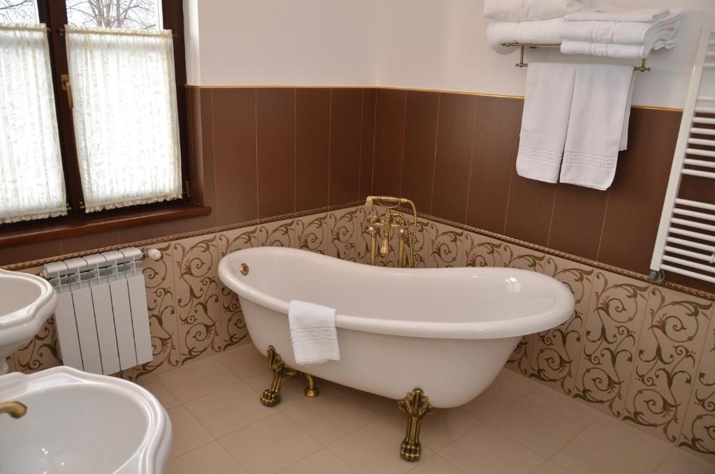 Chateau Royal Hotel Berezovka  الغرفة الصورة