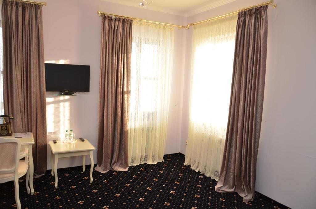 Chateau Royal Hotel Berezovka  الغرفة الصورة